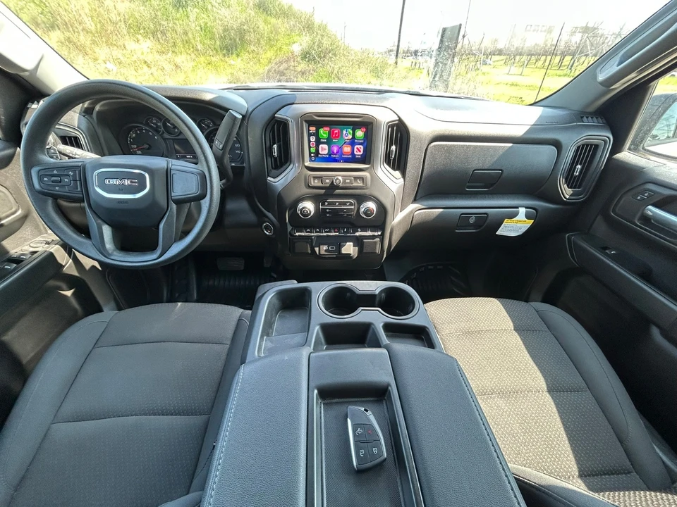 2025 GMC Sierra 5th Gen - Image 15 of 20