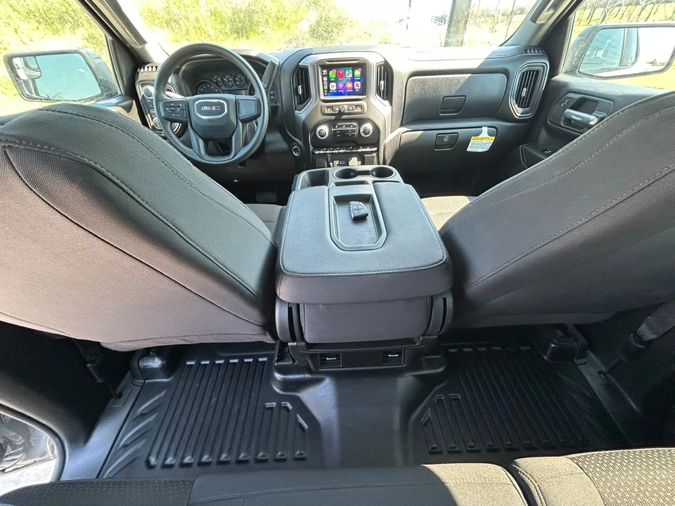 2025 GMC Sierra 5th Gen - Image 17 of 20
