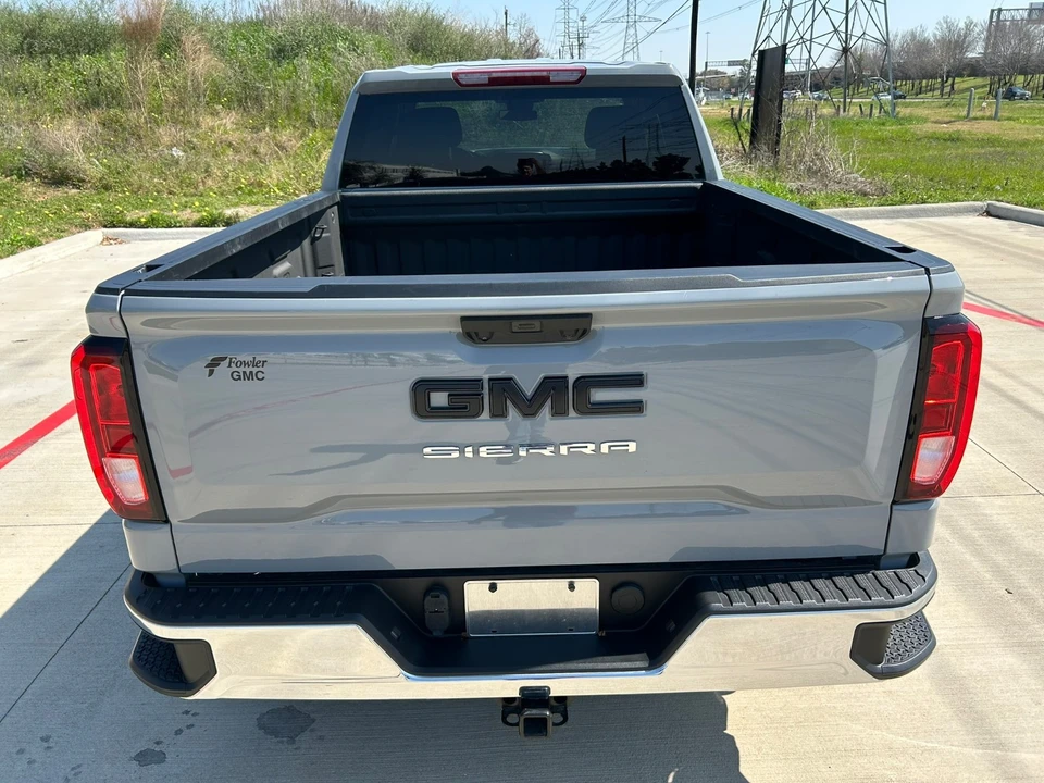 2025 GMC Sierra 5th Gen - Image 13 of 20