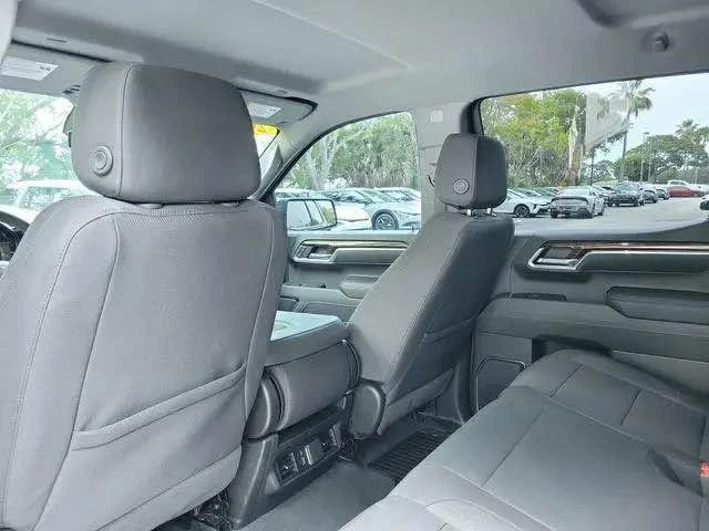 2025 GMC Sierra 5th Gen - Image 7 of 13