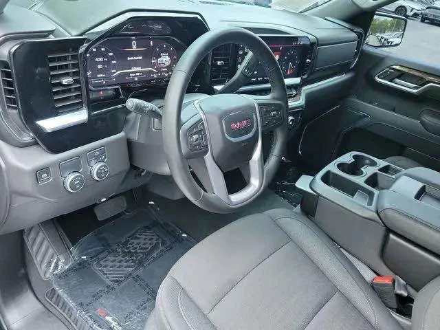2025 GMC Sierra 5th Gen - Image 12 of 13