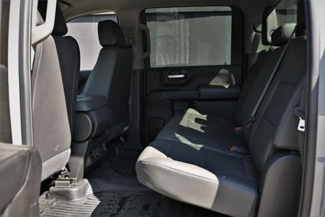 2025 GMC Sierra 5th Gen - Image 19 of 21