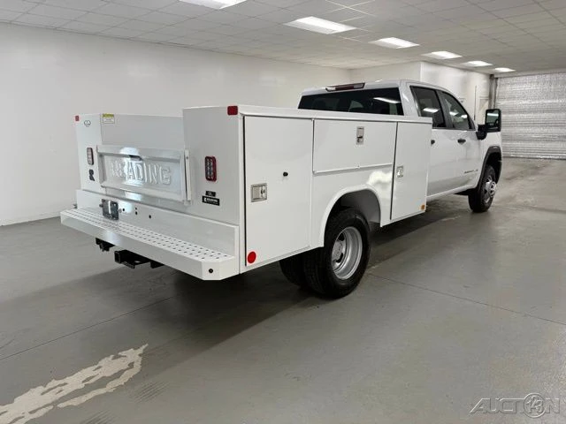 2025 GMC Sierra Heavy Duty 5th Gen - Image 6 of 12