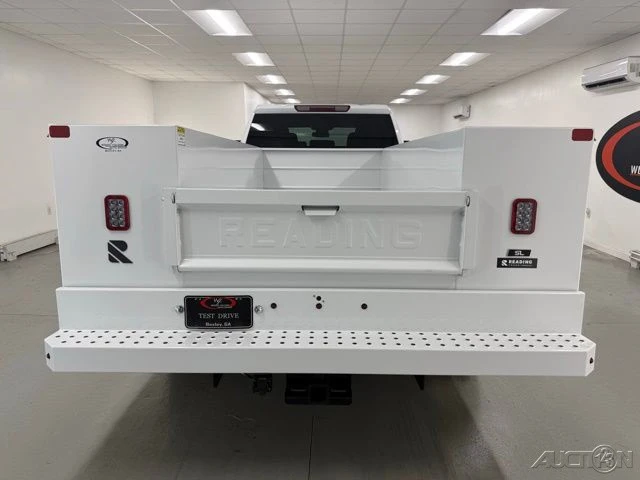 2025 GMC Sierra Heavy Duty 5th Gen - Image 7 of 12