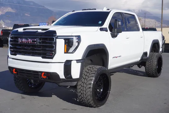 2025 GMC Sierra 3500HD AT4