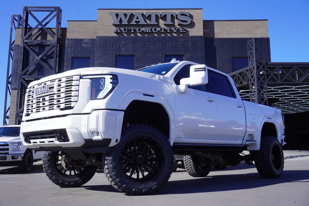 2025 GMC Sierra Heavy Duty 5th Gen - Image 3 of 12