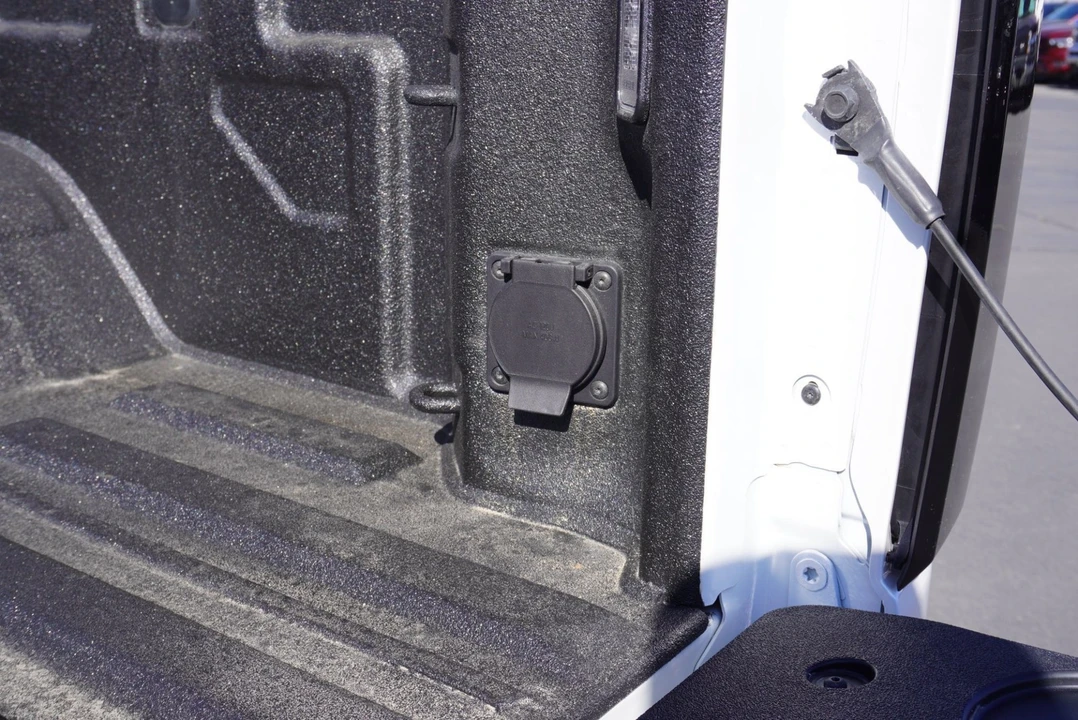 2025 GMC Sierra Heavy Duty 5th Gen - Image 12 of 12