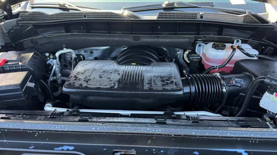 2025 GMC Sierra 5th Gen - Image 5 of 6