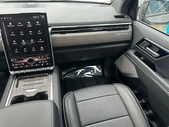2025 GMC Sierra - Image 3 of 6