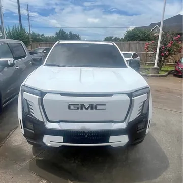 2025 GMC Sierra EV Denali