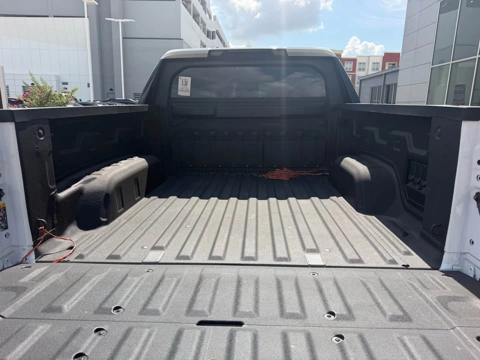 2025 GMC Sierra - Image 4 of 6