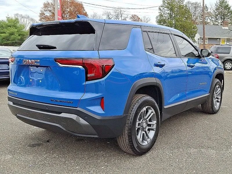 2025 GMC Terrain - Image 7 of 12