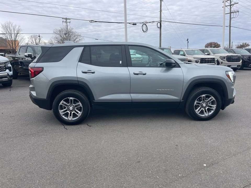 2025 GMC Terrain - Image 6 of 21