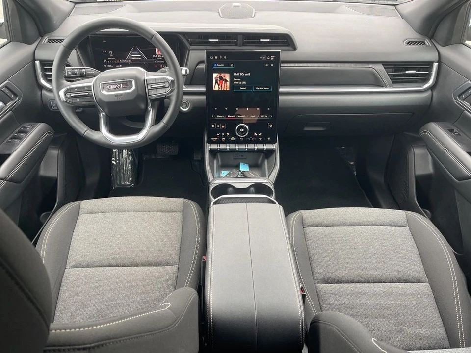 2025 GMC Terrain - Image 15 of 21