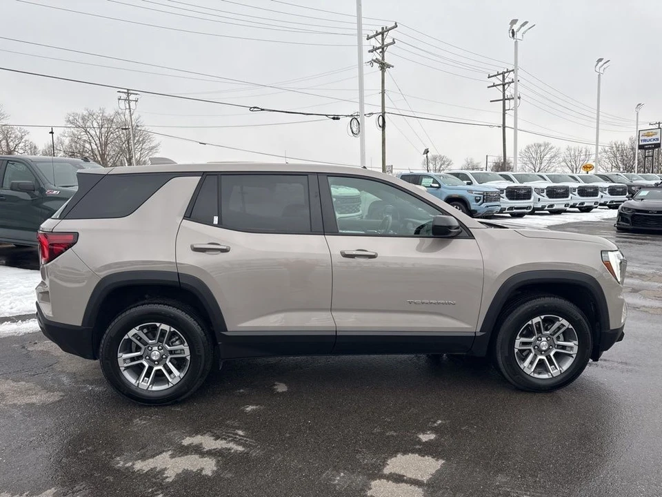 2025 GMC Terrain - Image 6 of 12