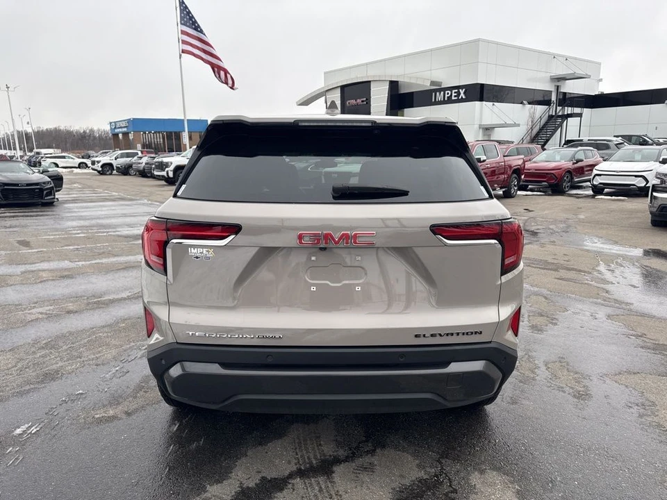 2025 GMC Terrain - Image 4 of 12