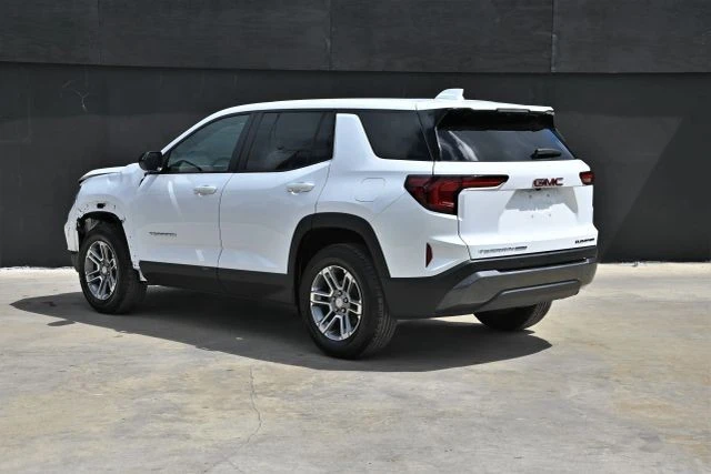 2025 GMC Terrain - Image 3 of 21