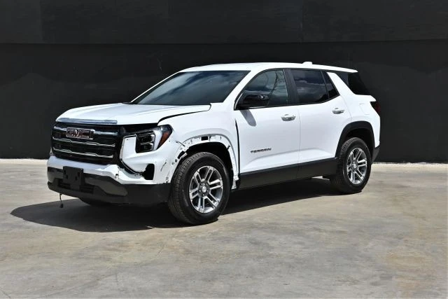 2025 GMC Terrain - Image 2 of 21