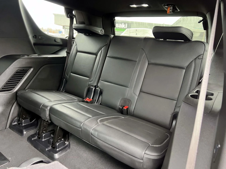 2025 GMC Yukon 5th Gen - Image 12 of 21