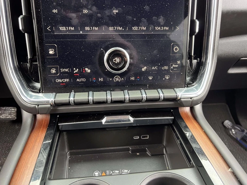 2025 GMC Yukon 5th Gen - Image 21 of 21