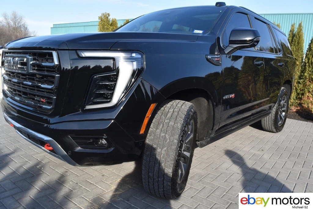 2025 GMC Yukon 5th Gen - Image 9 of 21