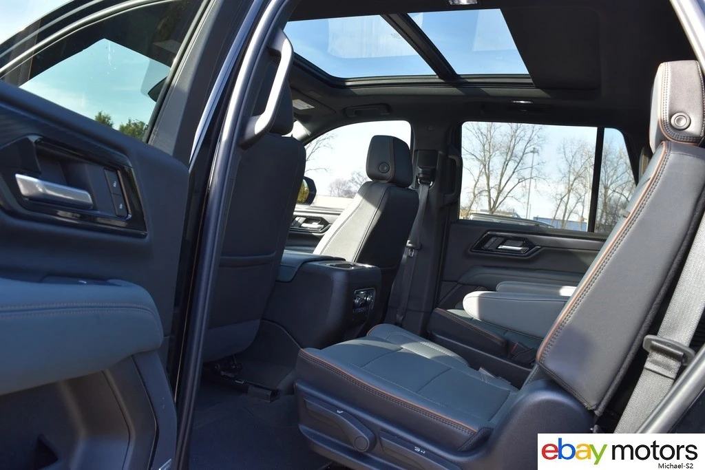 2025 GMC Yukon 5th Gen - Image 13 of 21