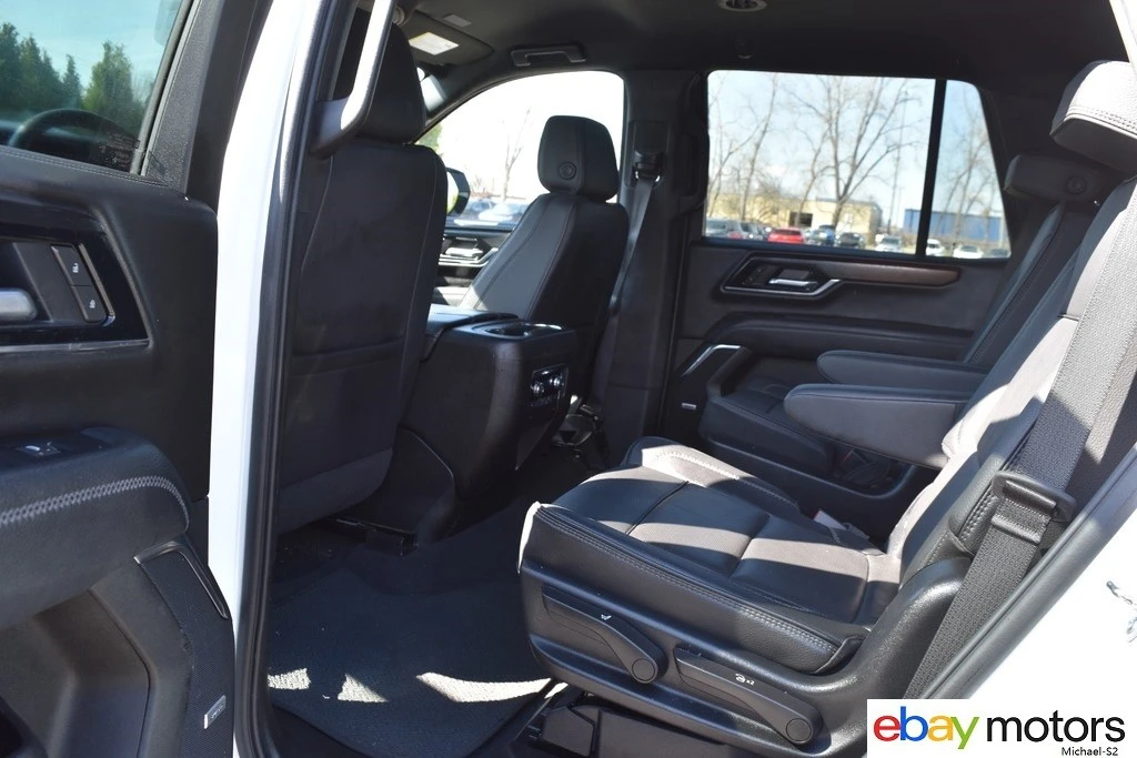 2025 GMC Yukon 5th Gen - Image 13 of 21
