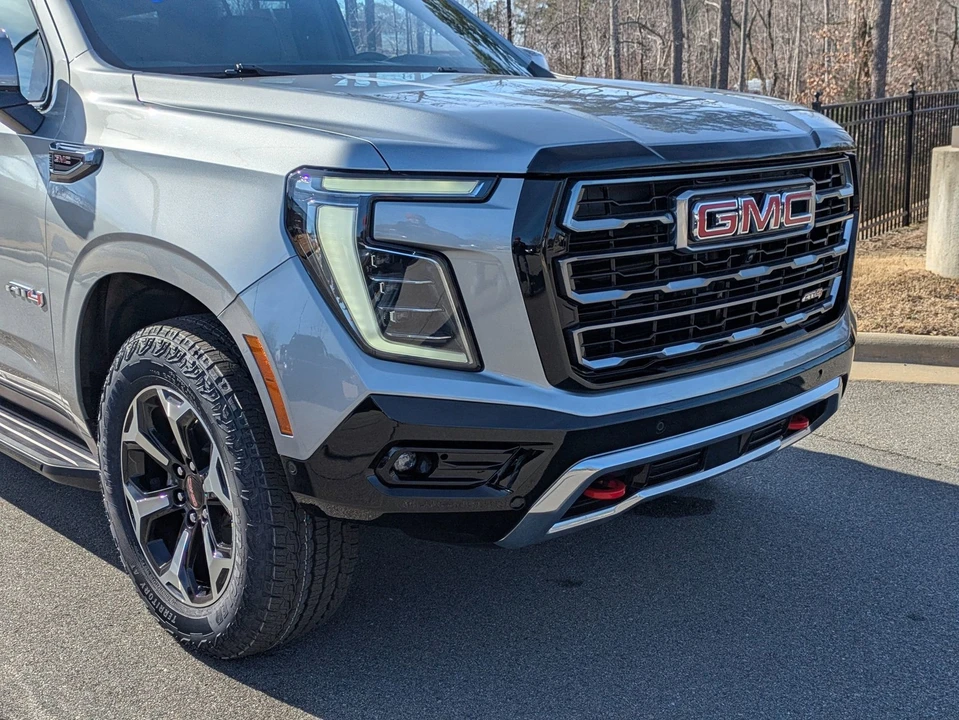 2025 GMC Yukon 5th Gen - Image 10 of 12