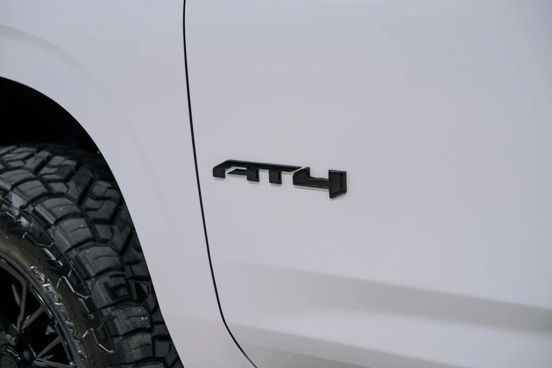 2025 GMC Yukon 5th Gen - Image 6 of 12