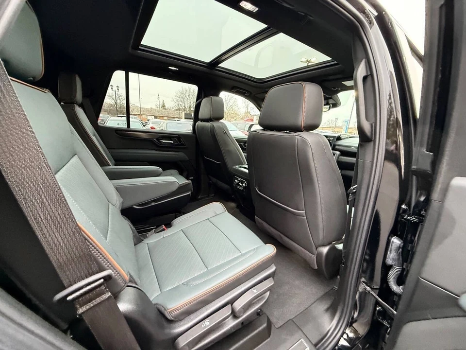 2025 GMC Yukon 5th Gen - Image 16 of 21