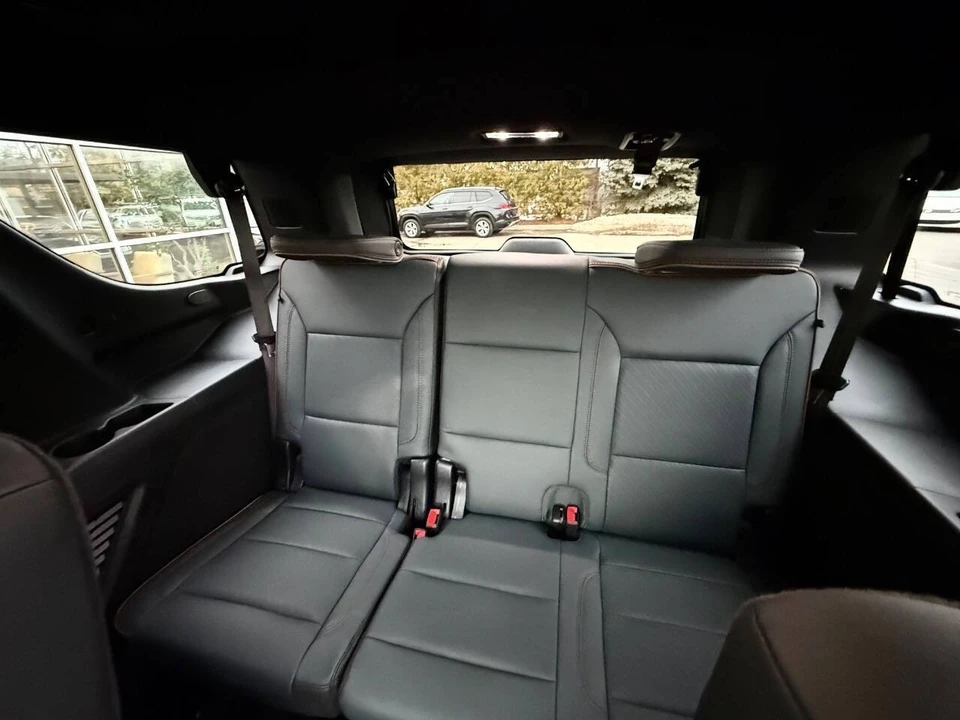 2025 GMC Yukon 5th Gen - Image 14 of 21