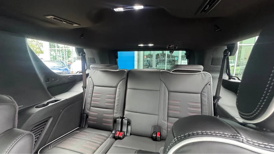 2025 GMC Yukon 5th Gen - Image 13 of 17