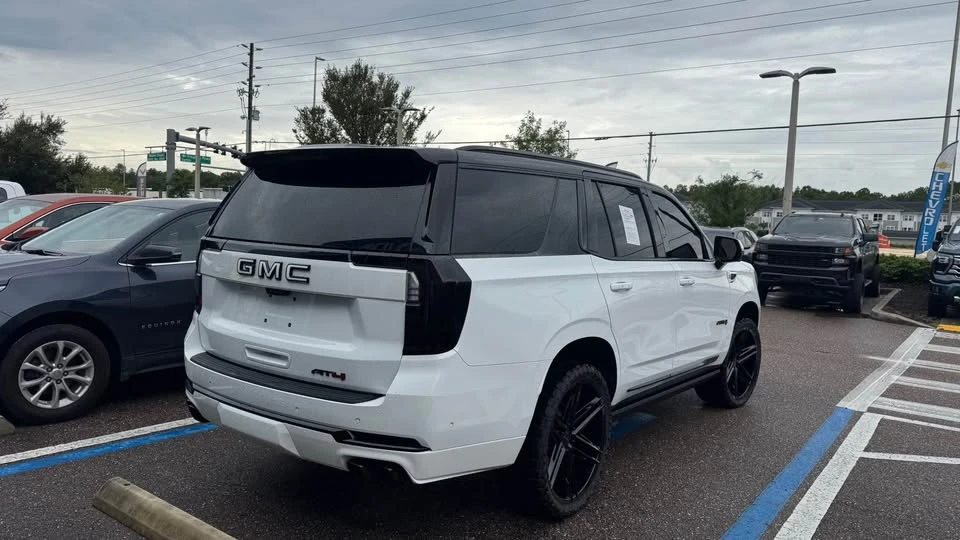 2025 GMC Yukon 5th Gen - Image 6 of 17