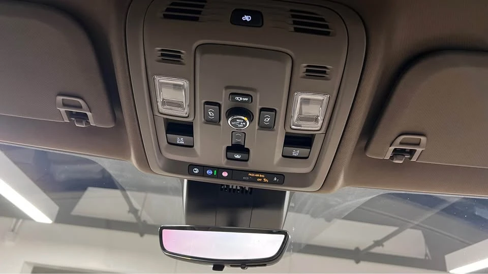 2025 GMC Yukon 5th Gen - Image 20 of 20