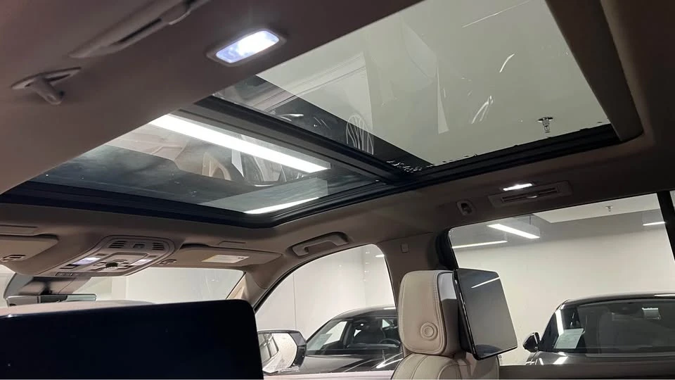 2025 GMC Yukon 5th Gen - Image 16 of 20