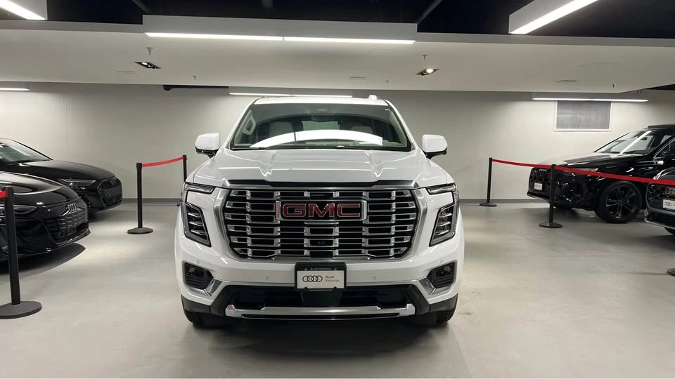 2025 GMC Yukon 5th Gen - Image 2 of 20