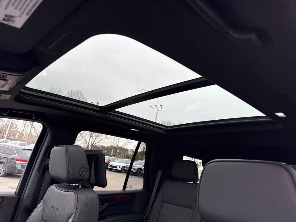 2025 GMC Yukon 5th Gen - Image 12 of 12