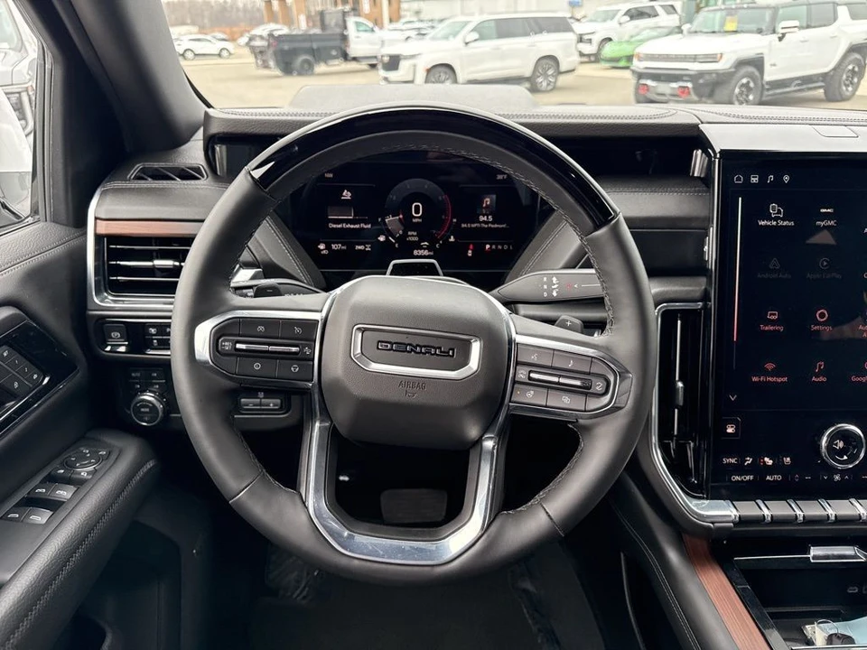 2025 GMC Yukon 5th Gen - Image 18 of 21