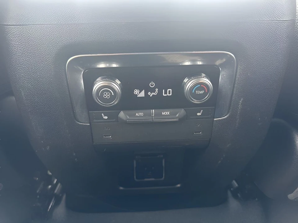 2025 GMC Yukon 5th Gen - Image 13 of 21
