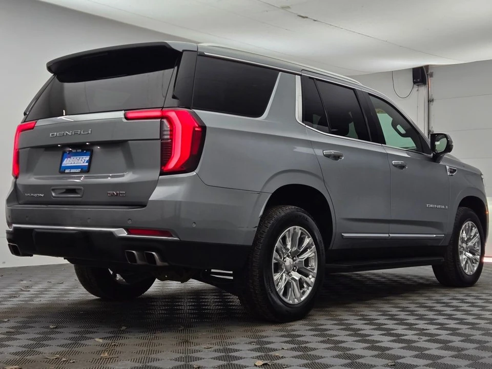 2025 GMC Yukon 5th Gen - Image 12 of 12