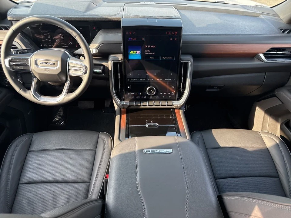 2025 GMC Yukon 5th Gen - Image 15 of 21