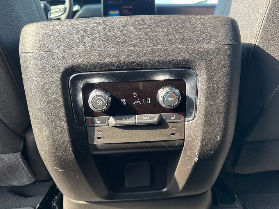 2025 GMC Yukon 5th Gen - Image 14 of 21