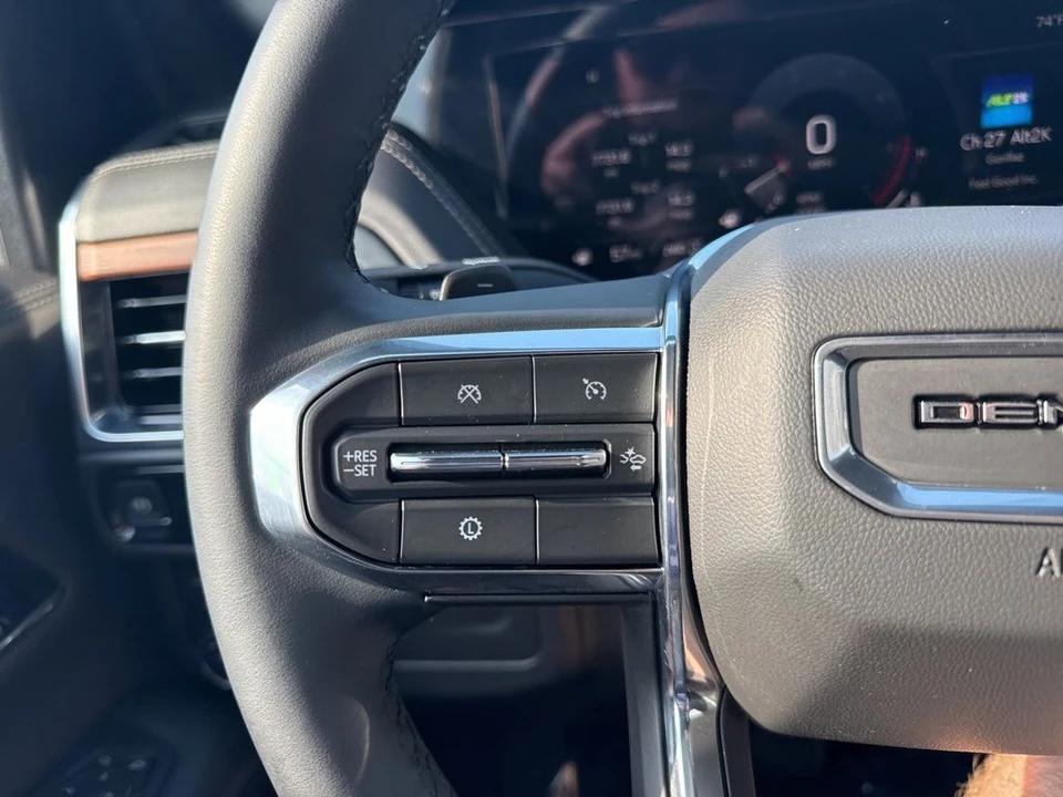2025 GMC Yukon 5th Gen - Image 17 of 21