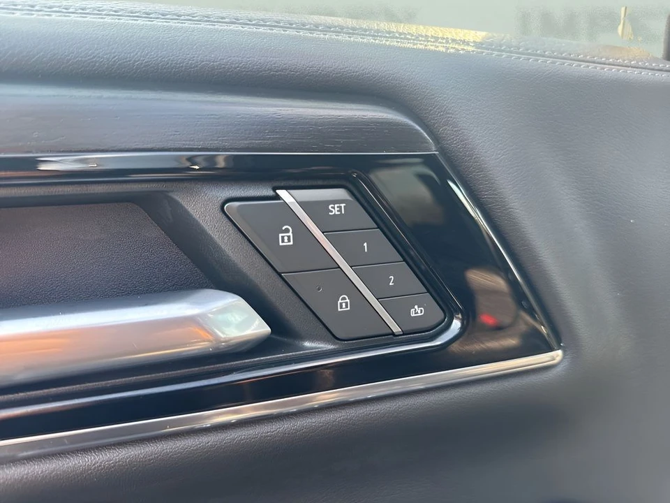 2025 GMC Yukon 5th Gen - Image 11 of 21