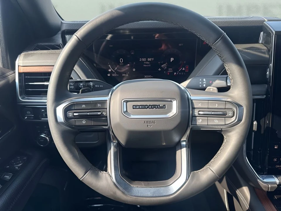 2025 GMC Yukon 5th Gen - Image 15 of 21