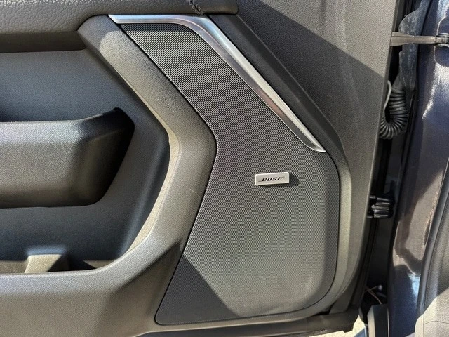 2025 GMC Yukon 5th Gen - Image 14 of 21