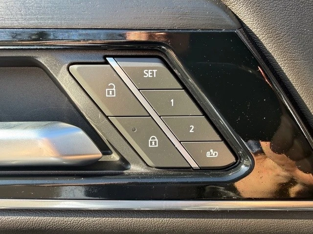 2025 GMC Yukon 5th Gen - Image 12 of 21