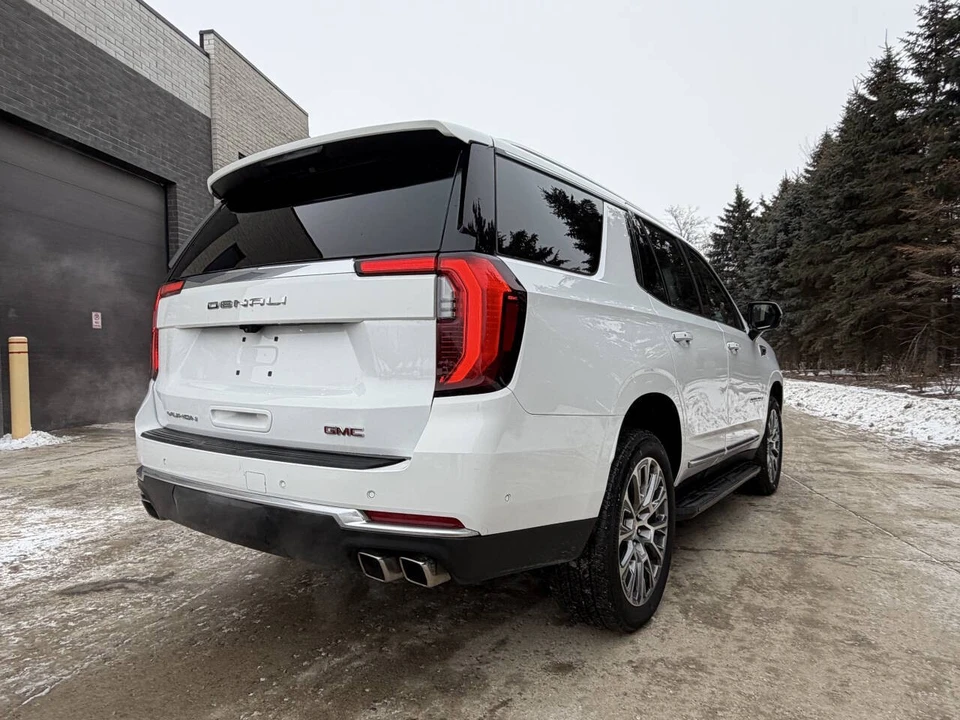 2025 GMC Yukon 5th Gen - Image 9 of 21