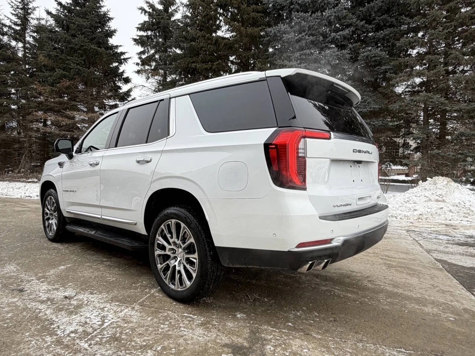 2025 GMC Yukon 5th Gen - Image 12 of 21