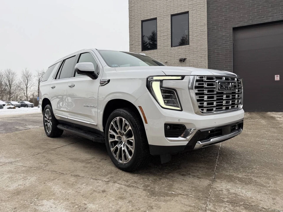 2025 GMC Yukon 5th Gen - Image 5 of 21